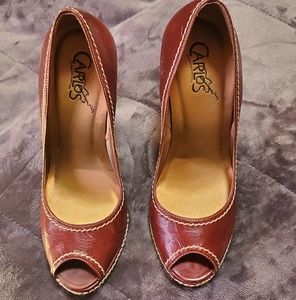 Carlos Santana 4 inch heels.